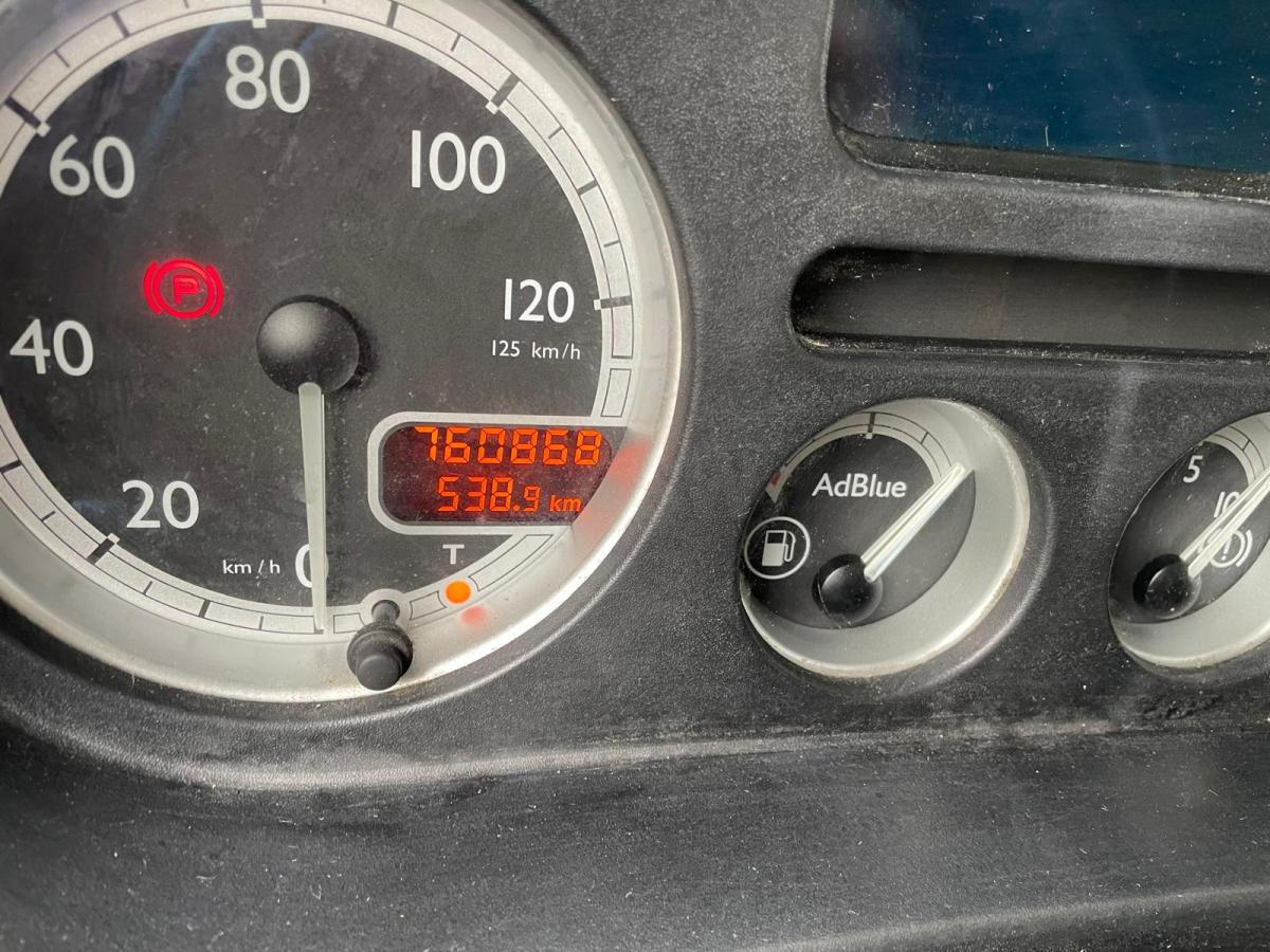 Trekker DAF XF105 460