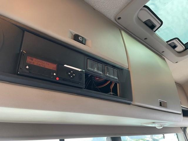 Trekker DAF XF105 460