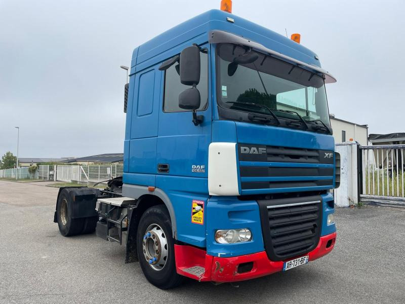 Trekker DAF XF105 460