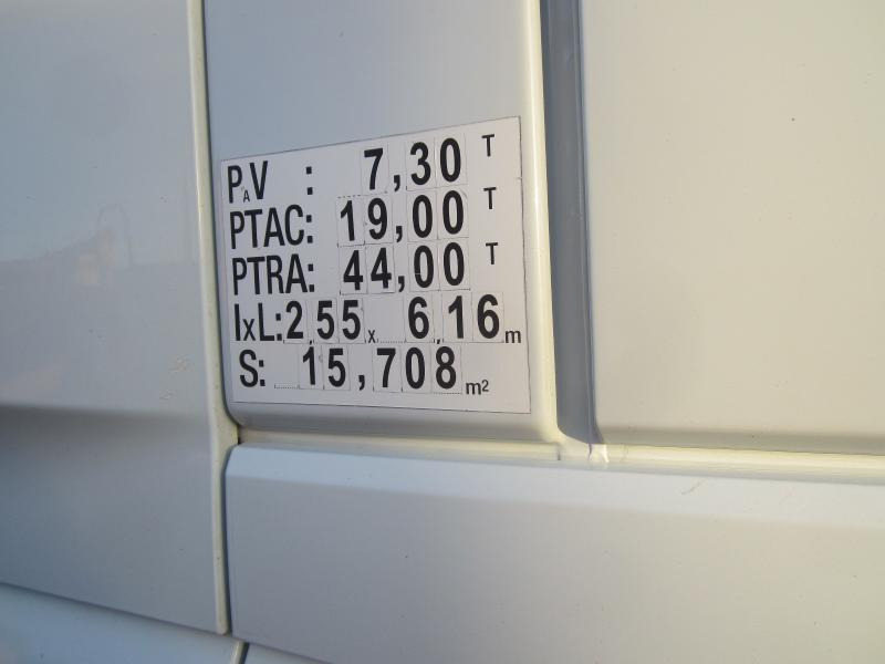 Trekker DAF XF105 460