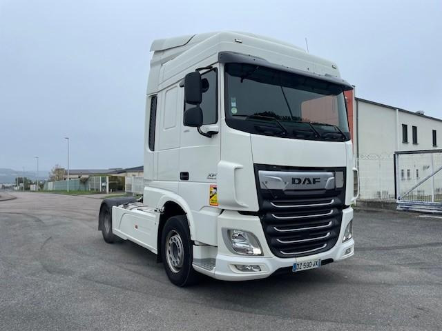 Trekker DAF XF105 460