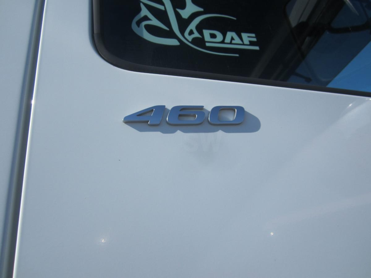 Trekker DAF XF105 460