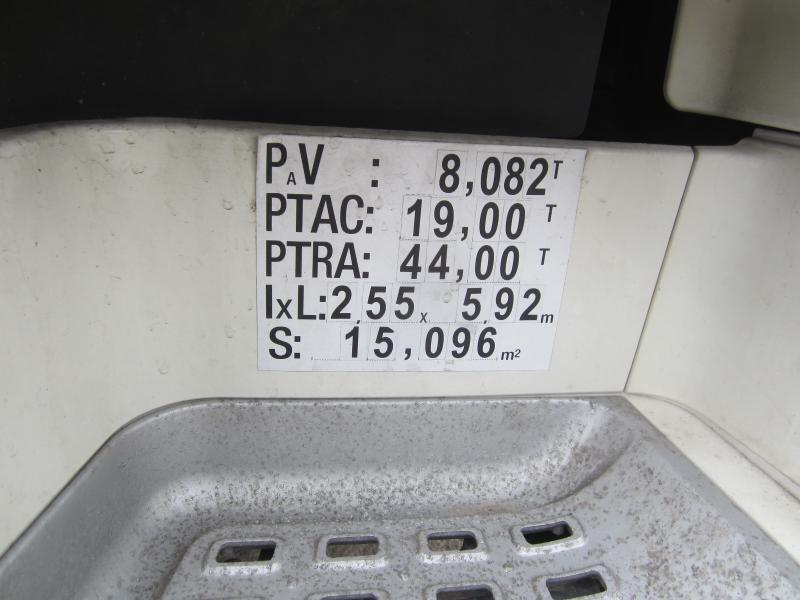 Trekker DAF XF105 460