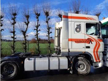 Trekker DAF XF 105 - Standaard trekker: afbeelding 1