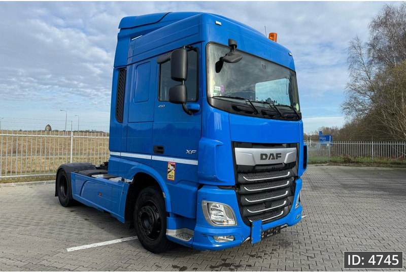 Trekker DAF XF 450 SC, Euro 6, / Fridge