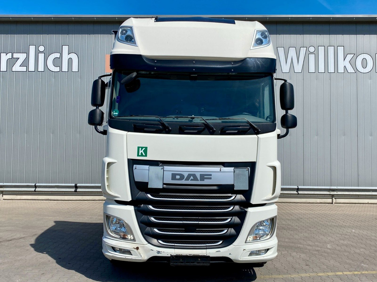 Trekker DAF XF 460 Super Space Cab | Klima*Vollspoiler