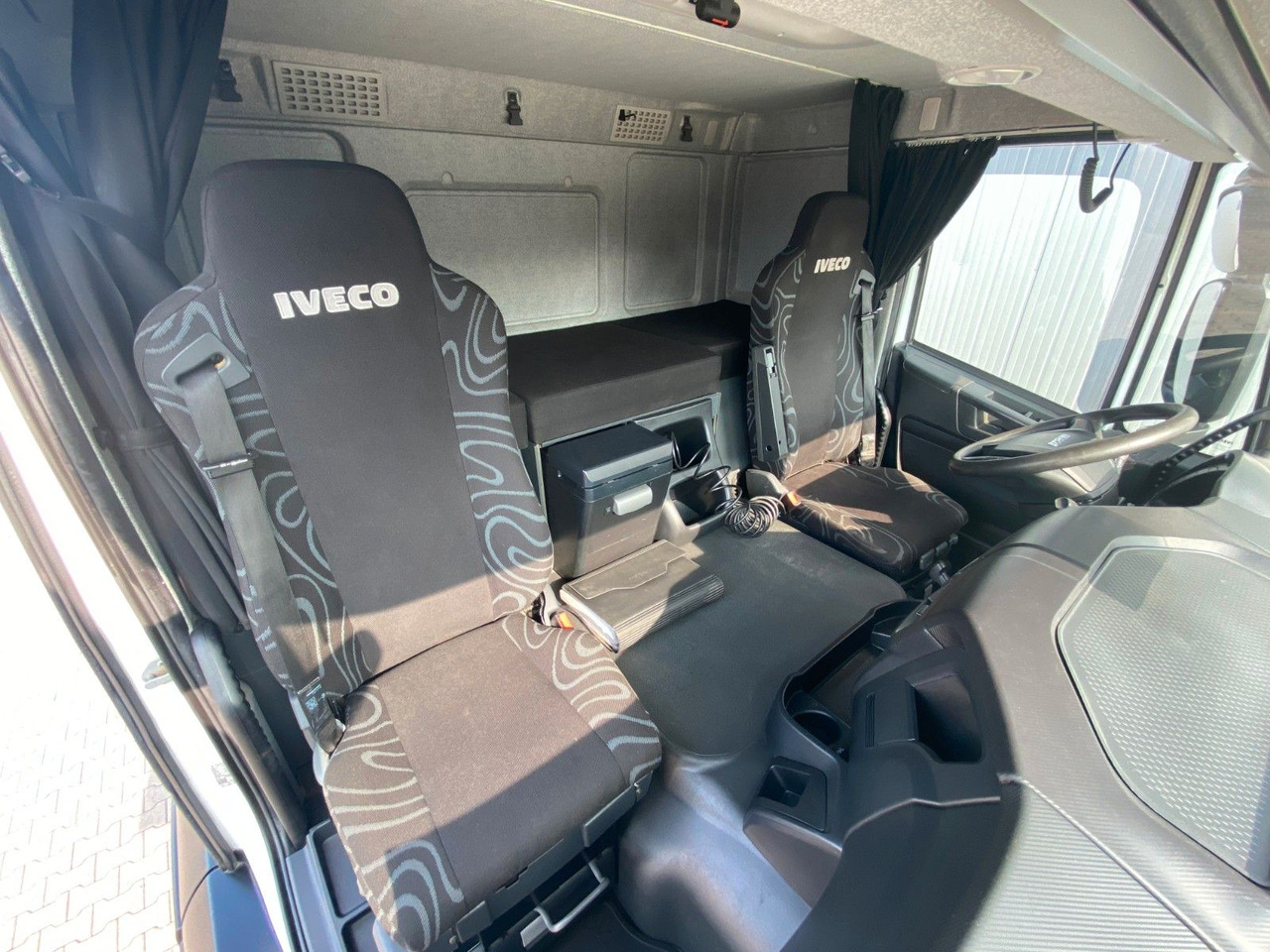 Trekker Iveco AT 400/450 4x4 | Trakker*Retarder*Hydraulik*ALU