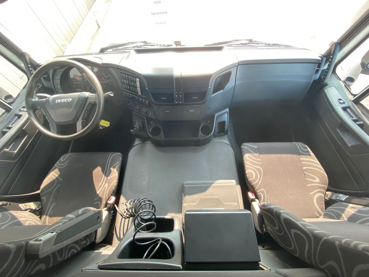 Trekker Iveco AT 400/450 4x4 | Trakker*Retarder*Hydraulik*ALU