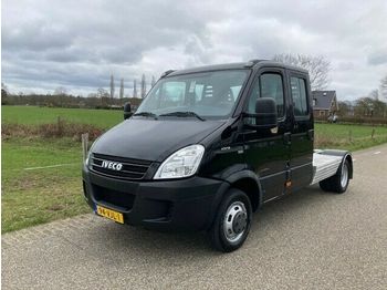 Trekker, Bestelwagen met dubbele cabine Iveco Daily 40C18 mini sattelzug 7490 kg: afbeelding 1