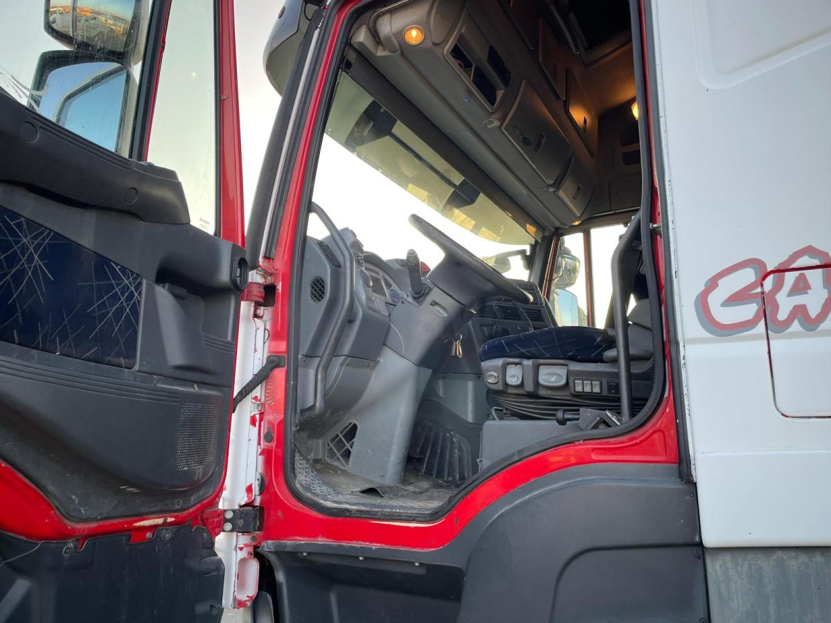 Trekker Iveco Stralis 560