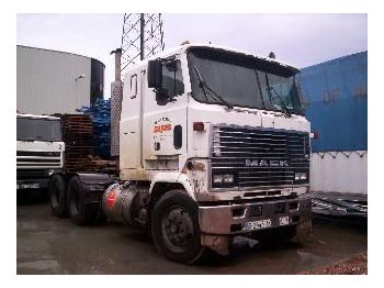 MACK MH613 - trekker