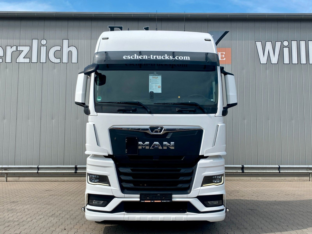 Trekker MAN TGX 18.470 TG3| GX*XXL*2Tanks*Retarder*HU05/2026