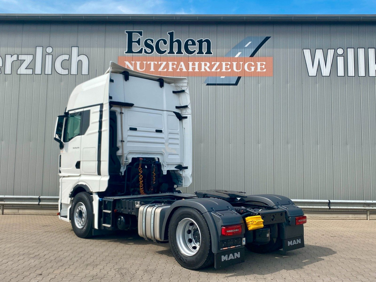 Trekker MAN TGX 18.470 TG3| GX*XXL*2Tanks*Retarder*HU05/2026
