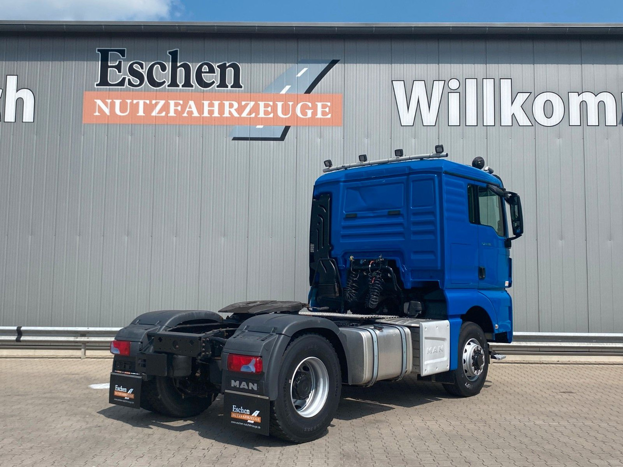 Trekker MAN TGX 18.500 4x4 HYDRO| 2x Hydraulik*Retarder*Navi