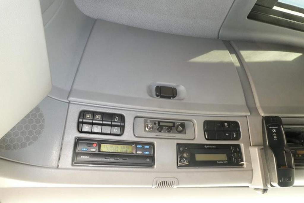 Trekker MERCEDES-BENZ Actros 4160 SLT 8x4 4 SZM TITAN -155to.-!!