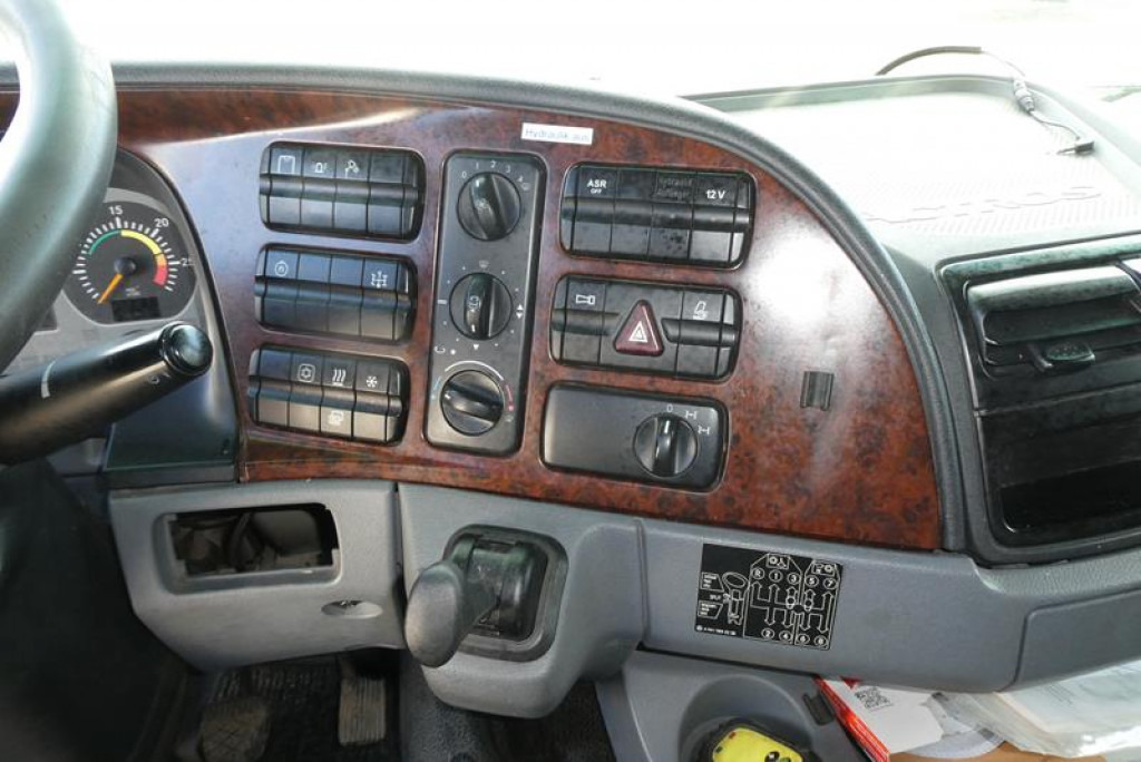 Trekker MERCEDES-BENZ Actros 4160 SLT 8x4 4 SZM TITAN -155to.-!!