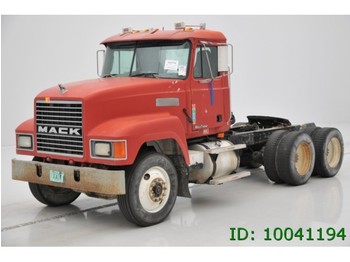 Trekker Mack CH 613 - 6X4 - On Camelback: afbeelding 1