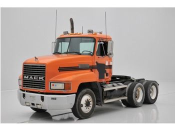 Mack CH 613 - 6X4 - On Camelback - trekker