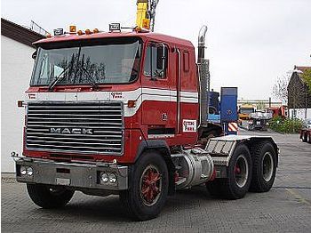 Mack MH 613 - trekker
