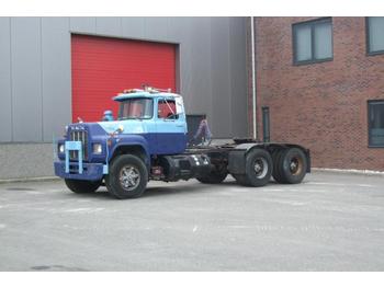 Mack R 688 ST - trekker
