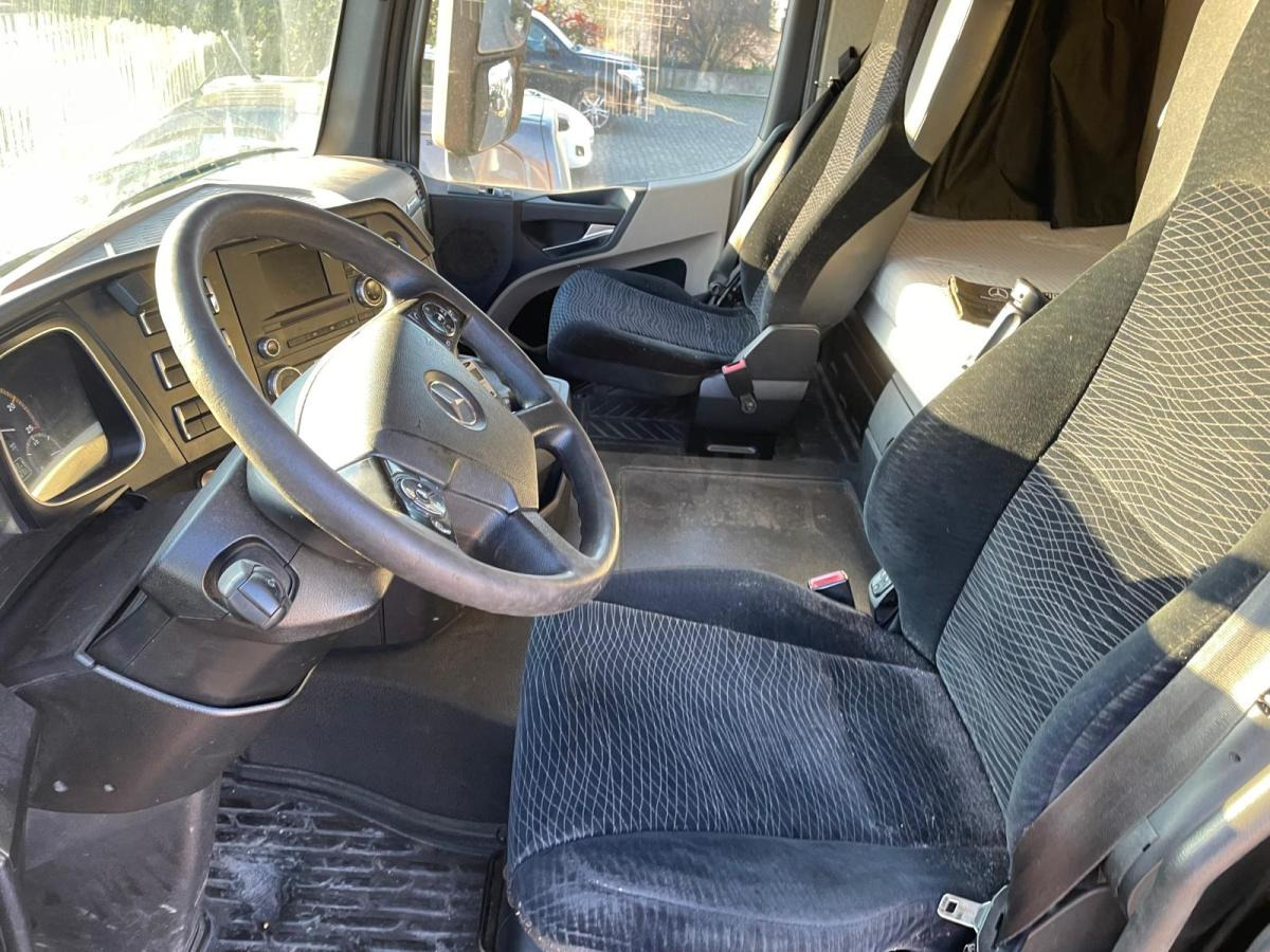 Trekker Mercedes Actros 1845