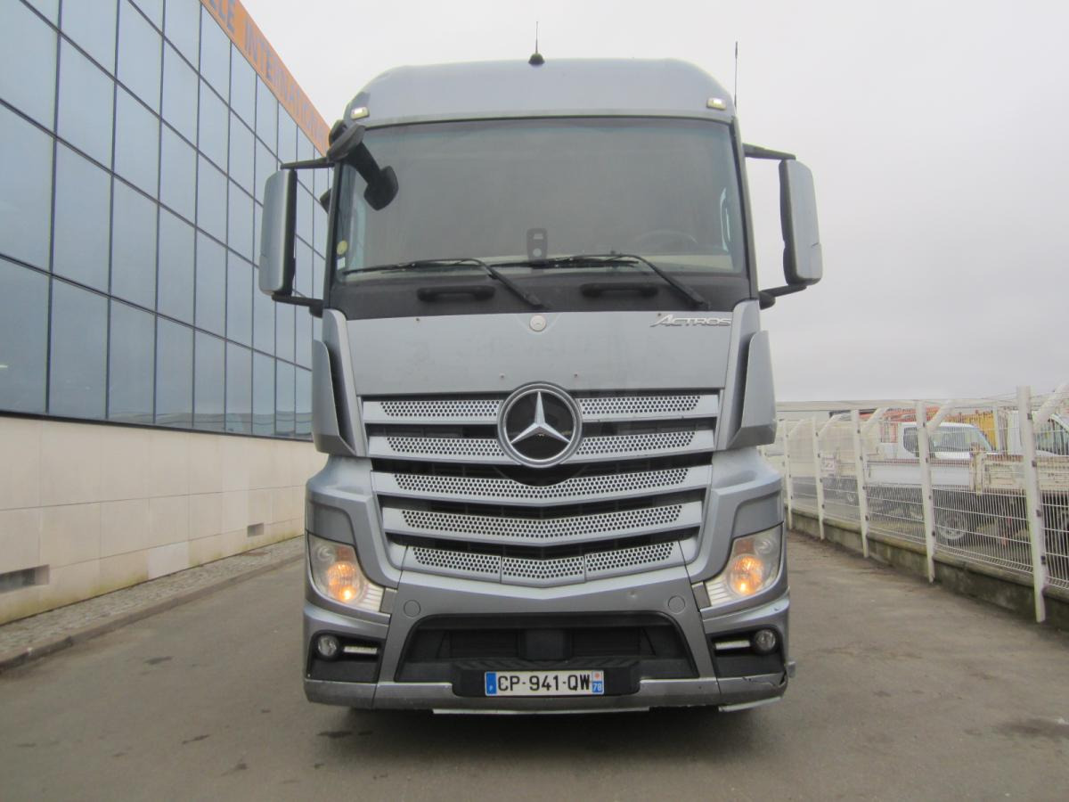 Trekker Mercedes Actros 1845