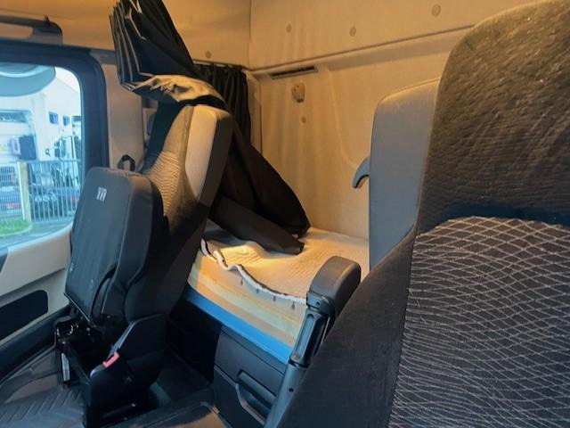 Trekker Mercedes Actros 1845