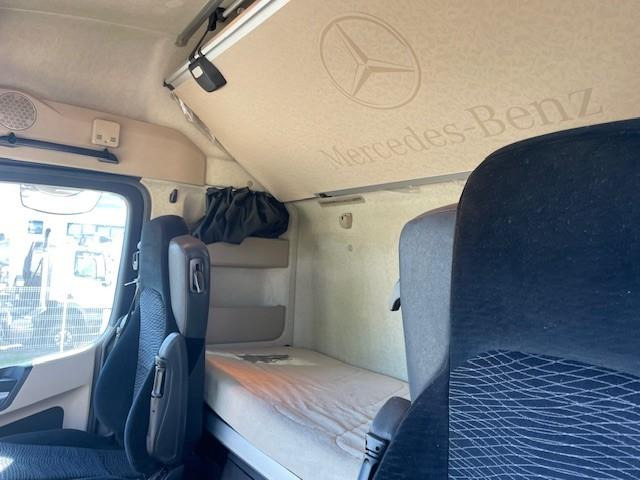 Trekker Mercedes Actros 1845