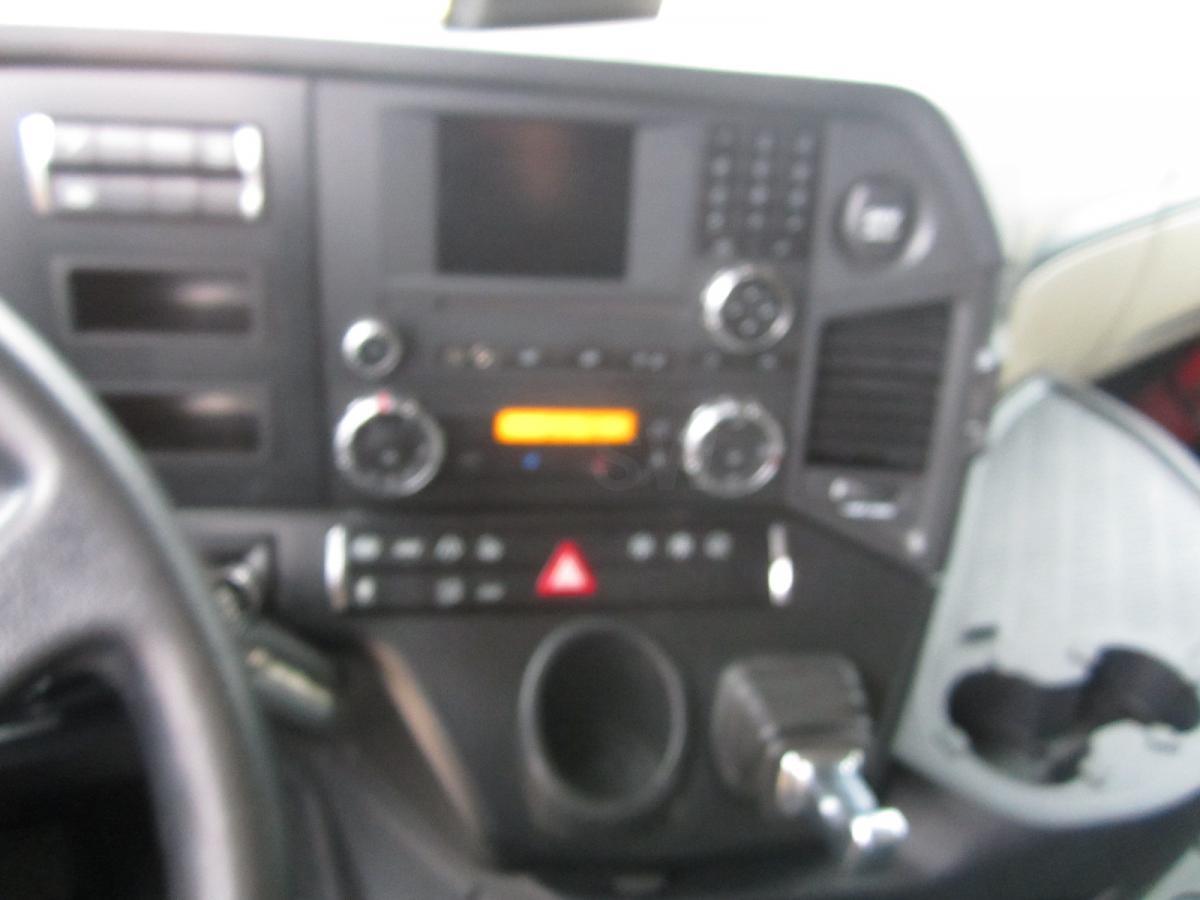 Trekker Mercedes Actros 1845