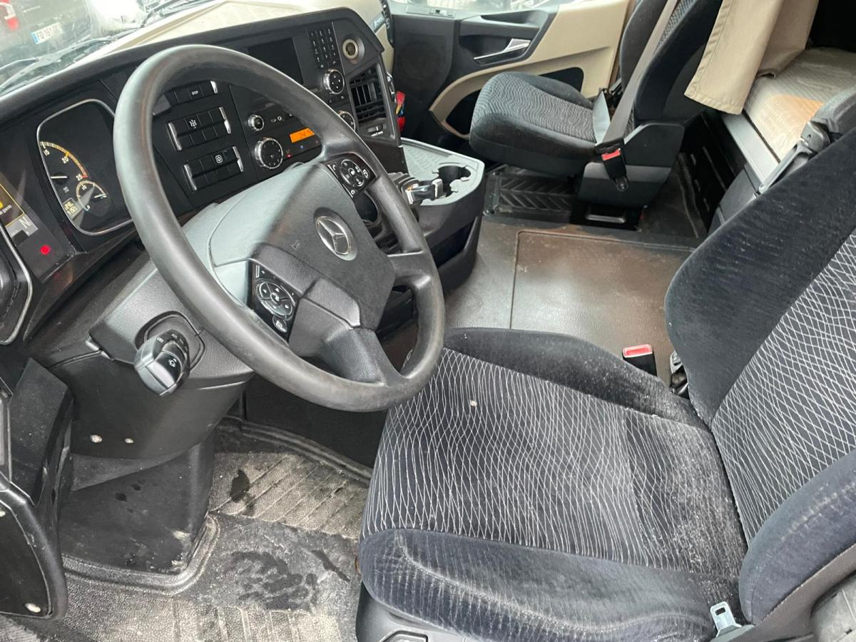 Trekker Mercedes Actros 1845