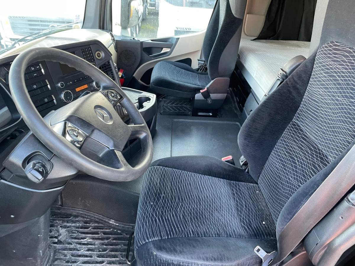 Trekker Mercedes Actros 1845