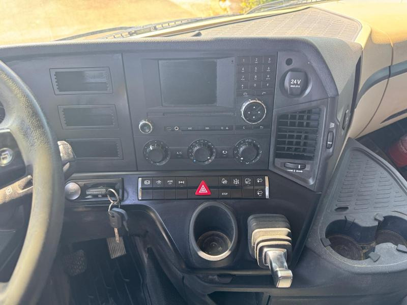 Trekker Mercedes Actros 1845