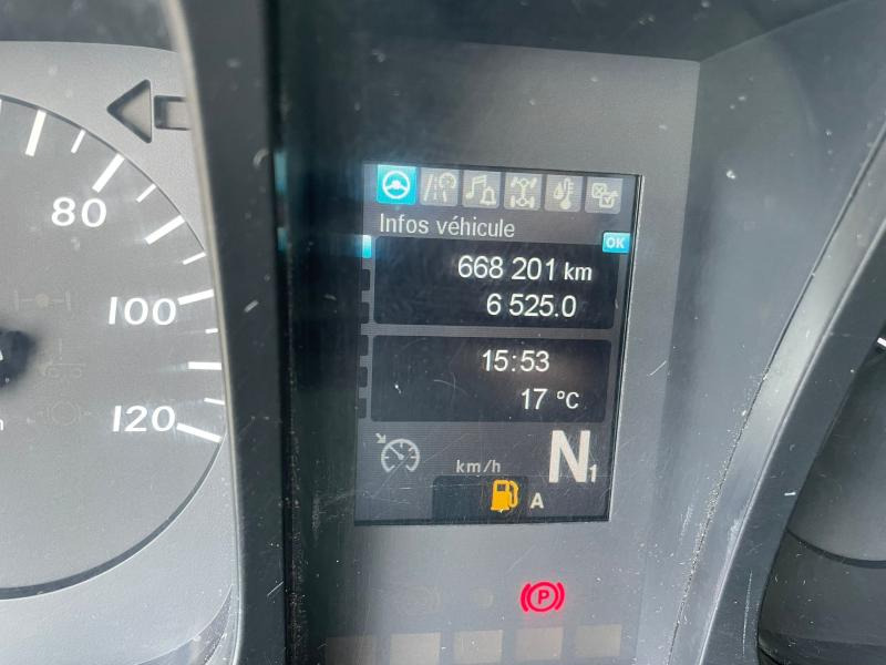 Trekker Mercedes Arocs 3348