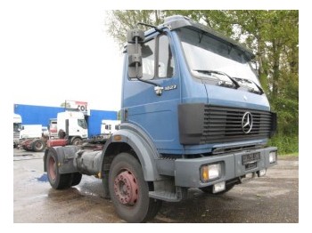 Mercedes-Benz 1827 LS - trekker
