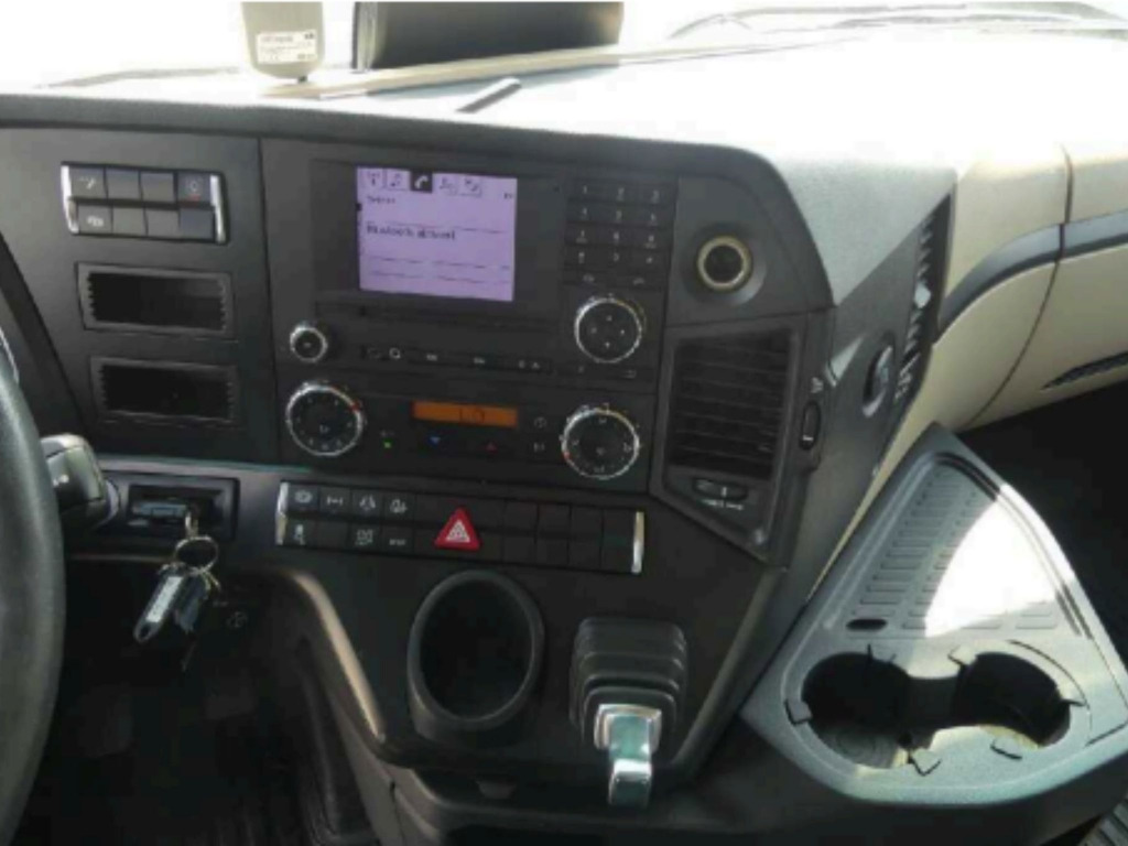 Trekker Mercedes-Benz 1846 Actros LS 4x2, StreamSpace