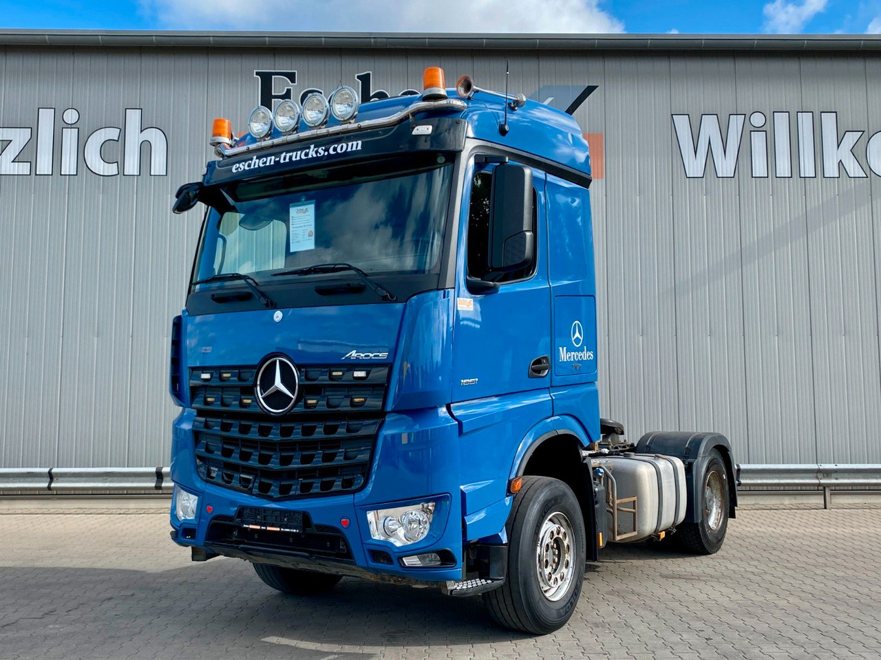 Trekker Mercedes-Benz 1851 Arocs LS | 2x Hydraulik*Reifen:70%*1.Hd*AC