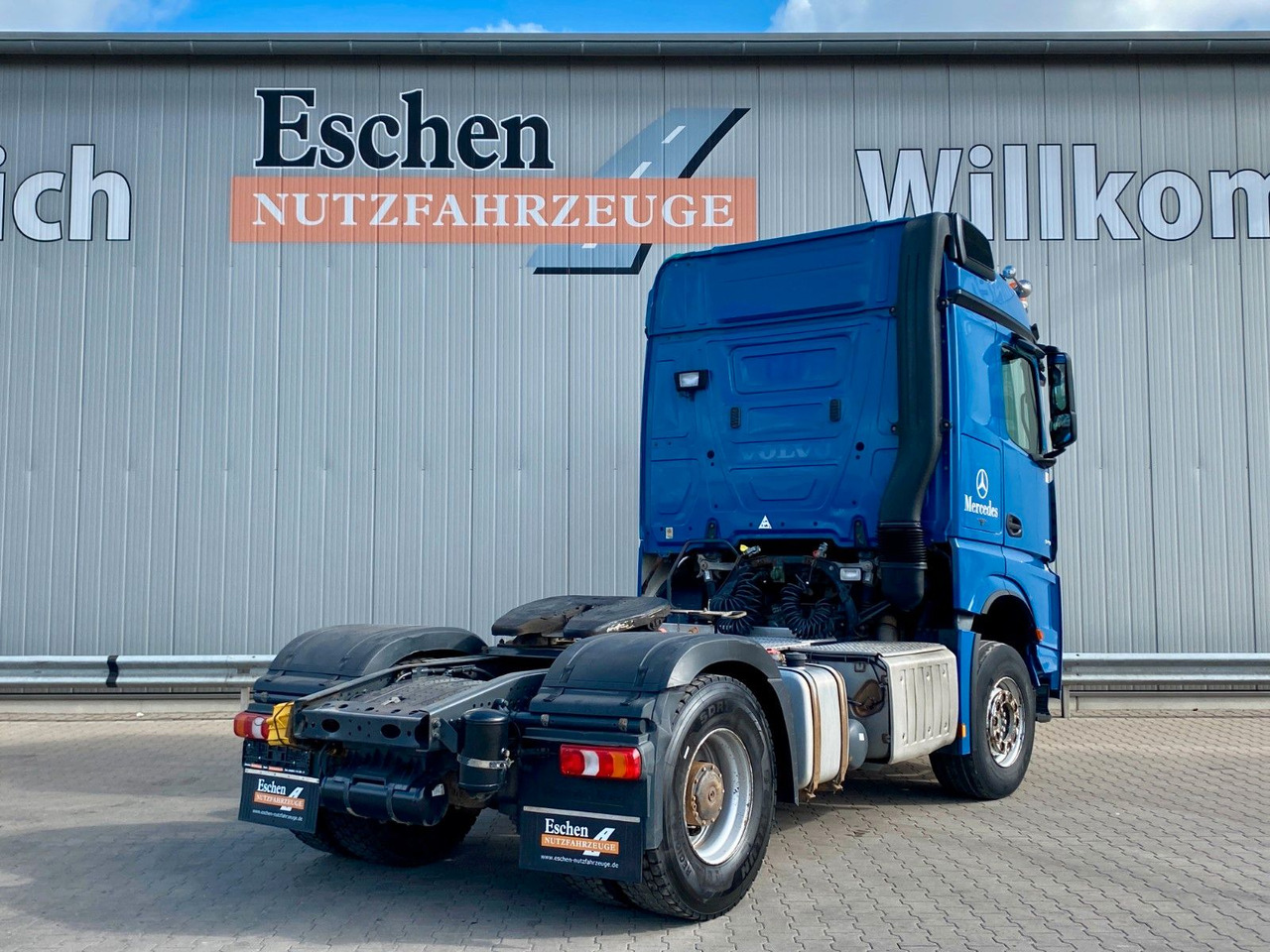 Trekker Mercedes-Benz 1851 Arocs LS | 2x Hydraulik*Reifen:70%*1.Hd*AC