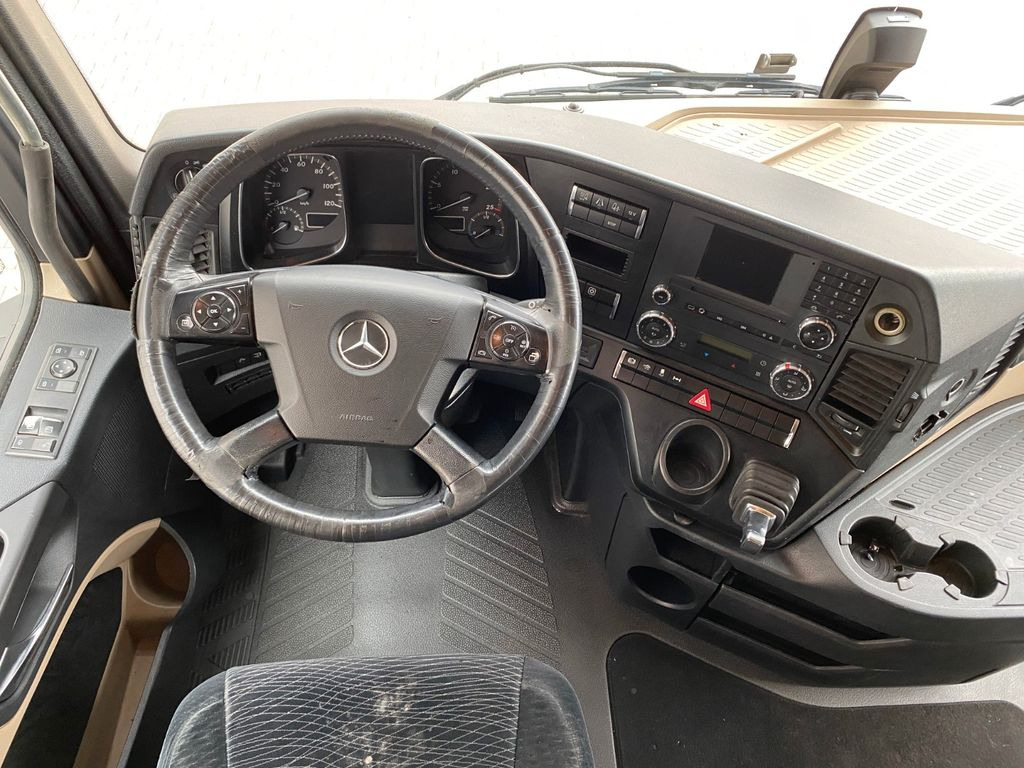 Trekker Mercedes-Benz Actros 1842 MP4 | StreamSpace*Retarder*2x Tank