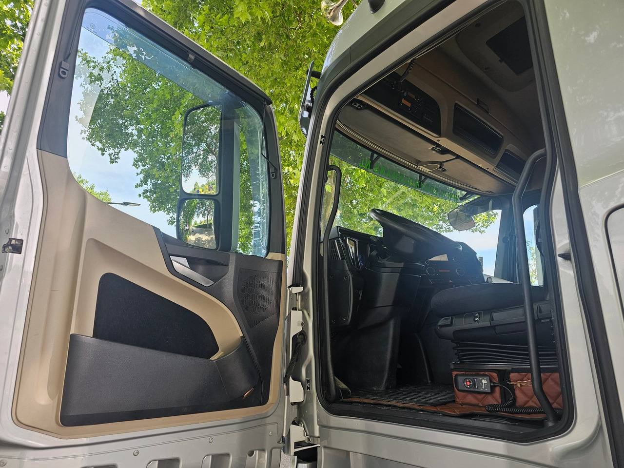 Trekker Mercedes Benz Actros 1842 Mega