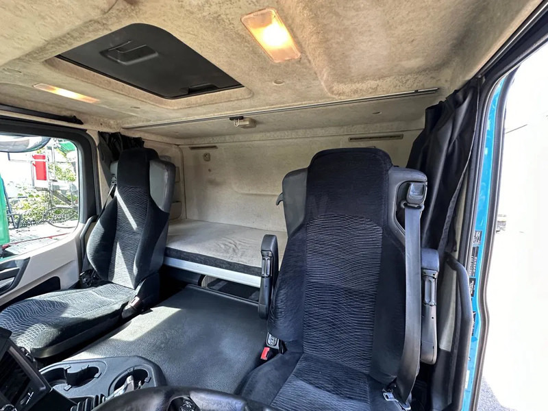 Trekker Mercedes-Benz Actros 1843 LS Autotransporter SZM EUROLOHR