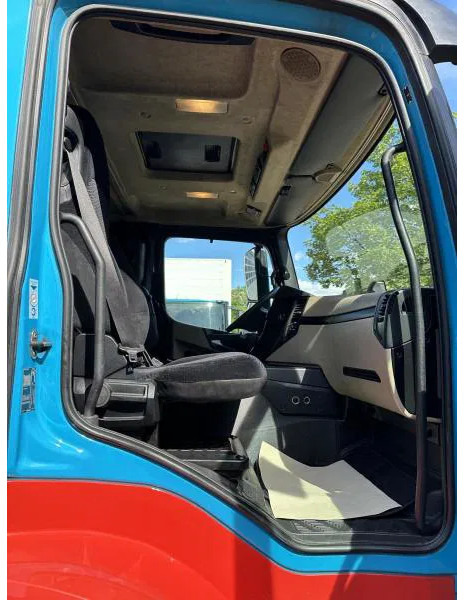 Trekker Mercedes-Benz Actros 1843 LS Autotransporter SZM EUROLOHR