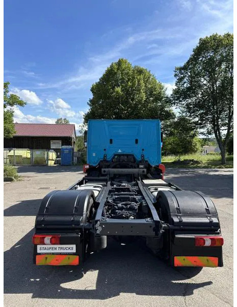 Trekker Mercedes-Benz Actros 1843 LS Autotransporter SZM EUROLOHR
