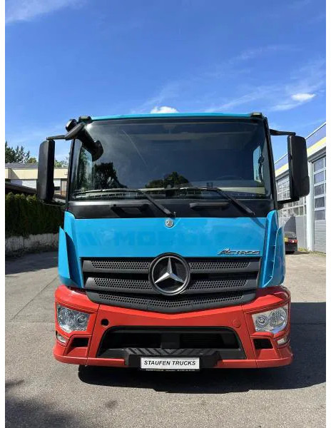 Trekker Mercedes-Benz Actros 1843 LS Autotransporter SZM EUROLOHR
