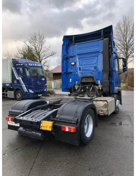 Trekker Mercedes-Benz Actros 1845 LS LOW MEGA Streamspace Intarder