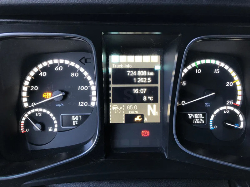 Trekker Mercedes-Benz Actros 1845 LS LOW MEGA Streamspace Intarder