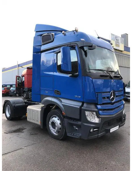 Trekker Mercedes-Benz Actros 1845 LS LOW MEGA Streamspace Intarder