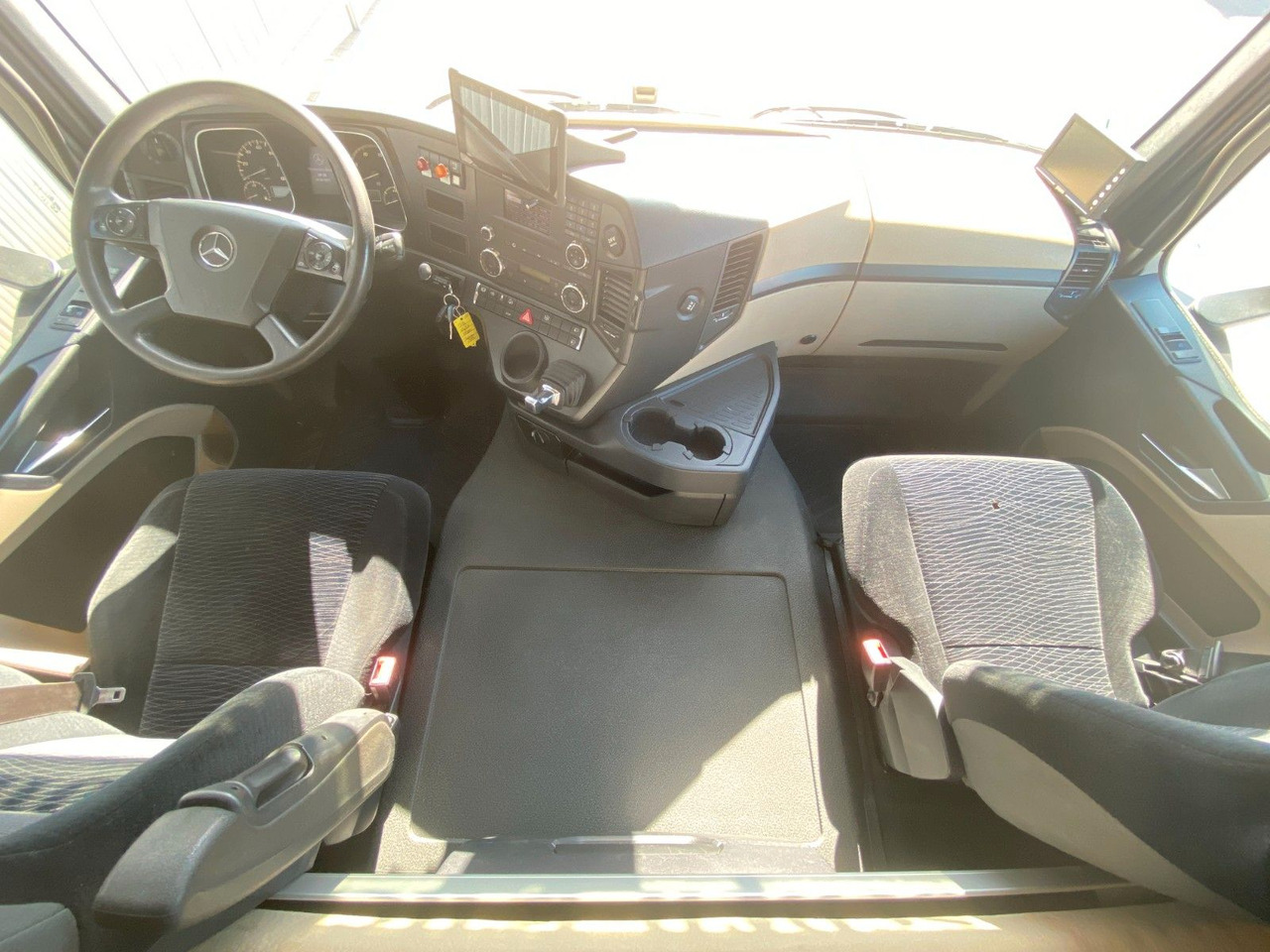 Trekker Mercedes-Benz Actros 2642 6x4 | Atlas 332.3 E-AS*Funk*Navi*AC