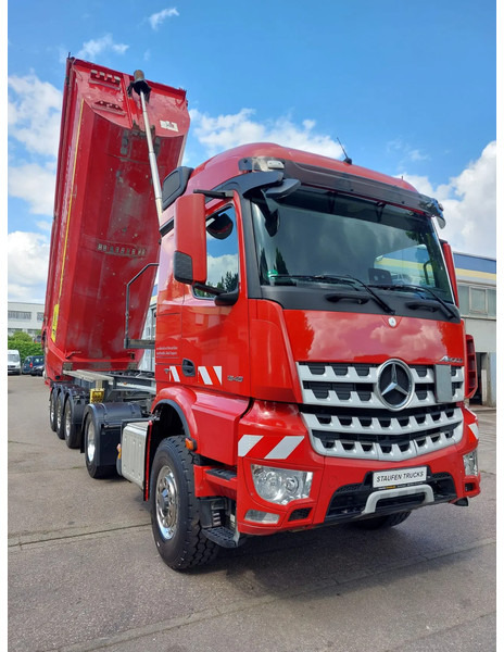 Trekker Mercedes-Benz Arocs 1848 HAD SZM 4x4 ZUG mit KEMPF 31m³ HARDOX