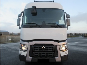 Trekker RENAULT T 460