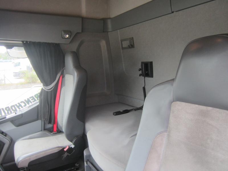 Trekker Renault Gamme T 440